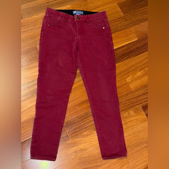 Democracy Women's Size 6 Dark Red Ankle Skimmer Skinny Jeans - Picture 1 of 3